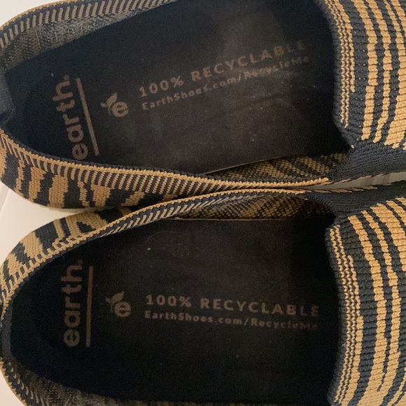 Earth Zen Spree Zebra Animal Print Slip On Knit Sneakers Size 11 - Picture 7 of 9